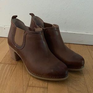 Worn only a few times!